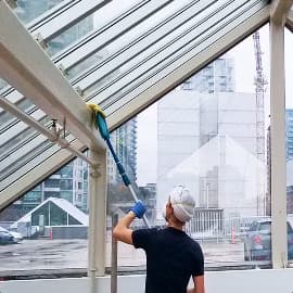 Detailed cleaning of building exterior features